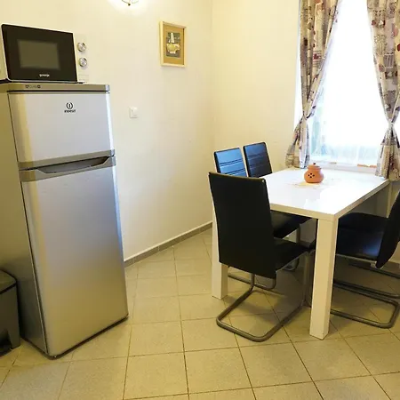 Apartment Jacobs 4 Bedroom Private House *
