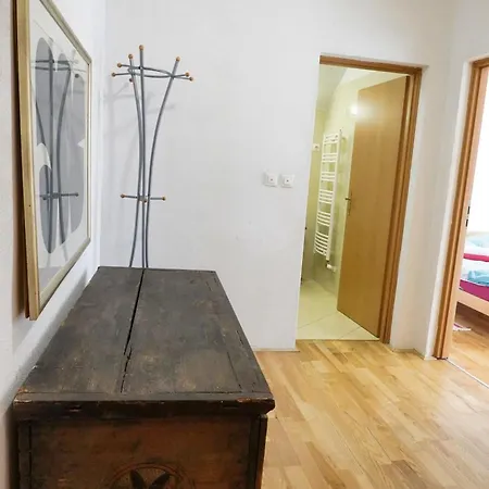 4 Bedroom House - Jacuzzi - Jacobs