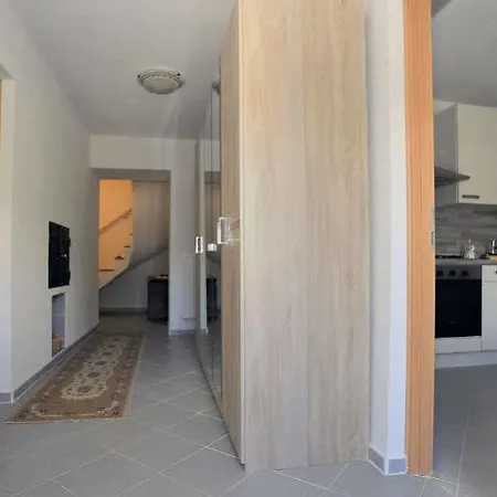 4 Bedroom House - Jacuzzi - Jacobs