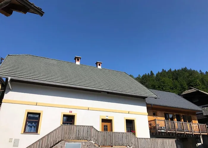 Jacobs 4 Bedroom Private House