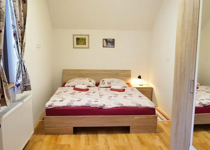 Jacobs 4 Bedroom Private House *