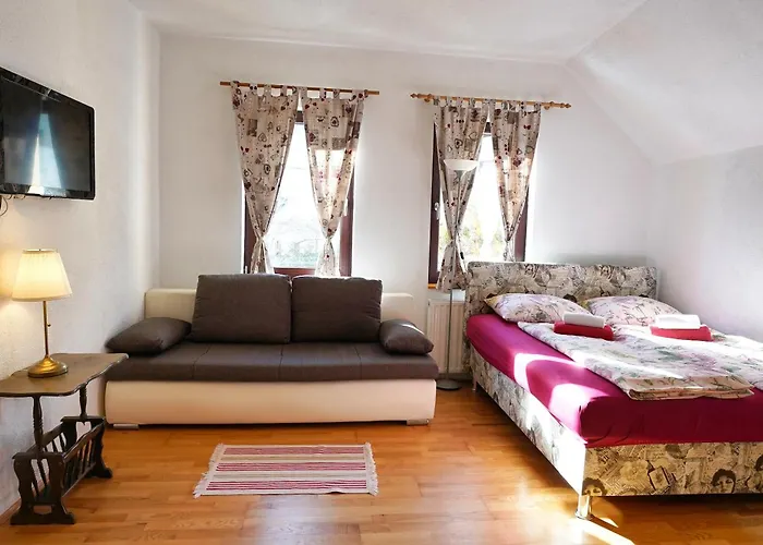 Jacobs 4 Bedroom Private House Apartmán