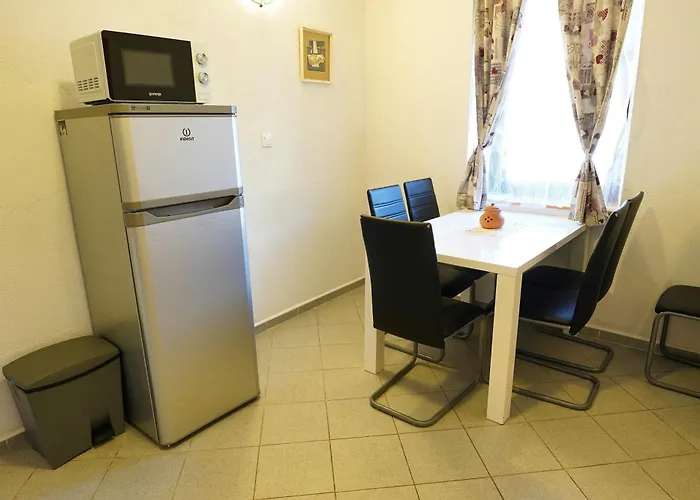 Apartmán Jacobs 4 Bedroom Private House *