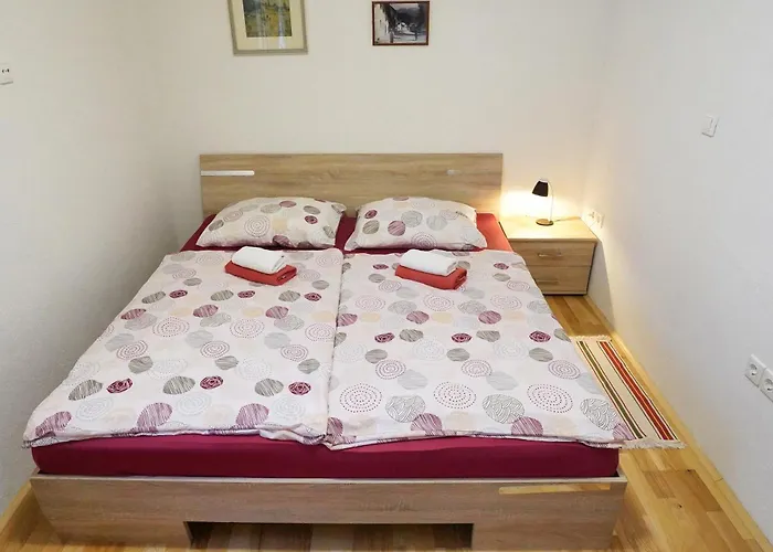 Jacobs 4 Bedroom Private House *