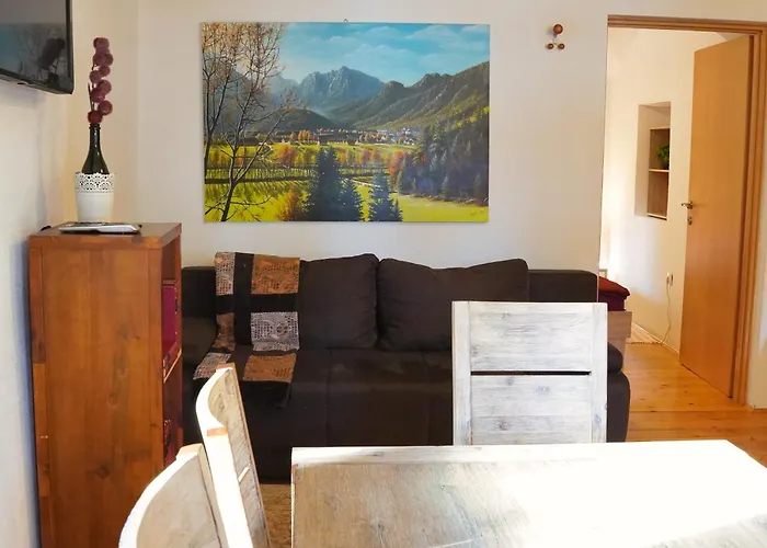 Jacobs 4 Bedroom Private House Apartma *