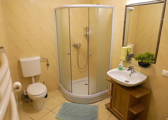 Jacobs 4 Bedroom Private House *