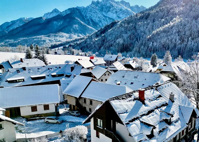 Apartma Jacobs 4 Bedroom Private House *